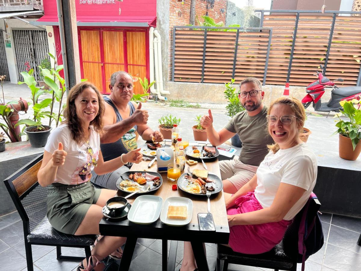 The Voyager Guesthouse Chiang Mai Buitenkant foto